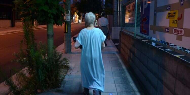 חולת אלצהיימר ביפן. צילום אילוסטרציה: בלומברג צילום אילוסטרציה: בלומברג