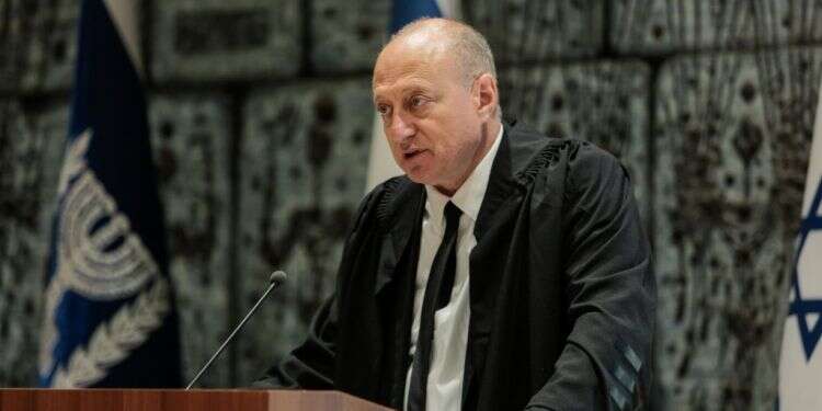 השופט אלכס שטיין. צילום: אורן בן חקון צילום: אורן בן חקון