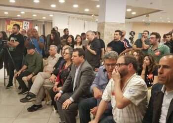 חשד במגזר הערבי: המו"מ של גנץ הוא "כלי לחץ על נתניהו"