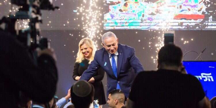 נתניהו לאחר נאום הניצחון צילום: אבישג שאר־ישוב צילום: אבישג שאר־ישוב