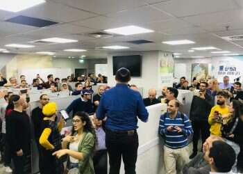 בעקבות ההטיות: בנט יבקש בחירות מחודשות בכמה קלפיות