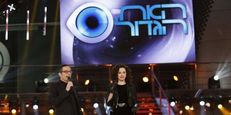 קורין גדעון וארז טל בכניסה לבית האח הגדול. צילום: אורן בן חקון צילום: אורן בן חקון