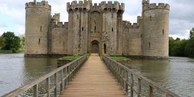 הטירה היא שלי. צילום: shutterstock צילום: shutterstock