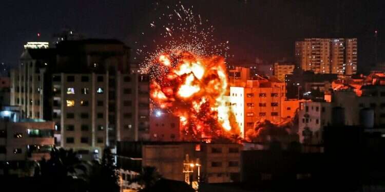 הפצצות בעזה, ארכיון. צילום: AFP צילום: AFP