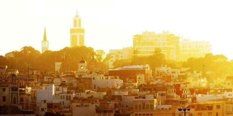 הקורא נכנס לעולמם של המוסלמים החיים בטנג'יר - עיר בינונית היושבת בצפון מרוקו. צילום: שאטרסטוק צילום: שאטרסטוק