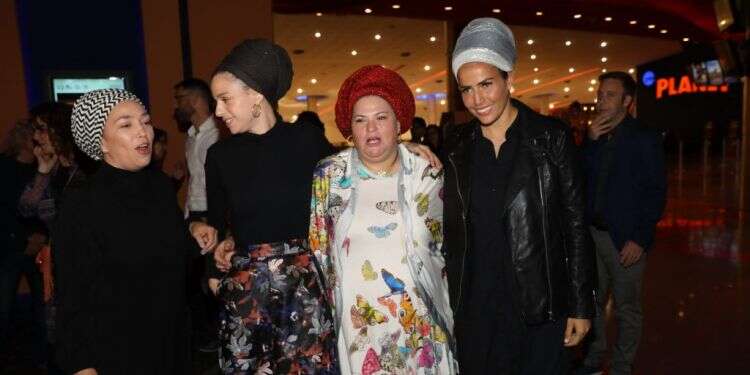 לינור אברג'יל, רמה בורשטיין, איה קרמרמן ונועה ירון בהקרנת הבכורה של הסרט לעבור את הקיר. צילום: רפי דלויה צילום: רפי דלויה