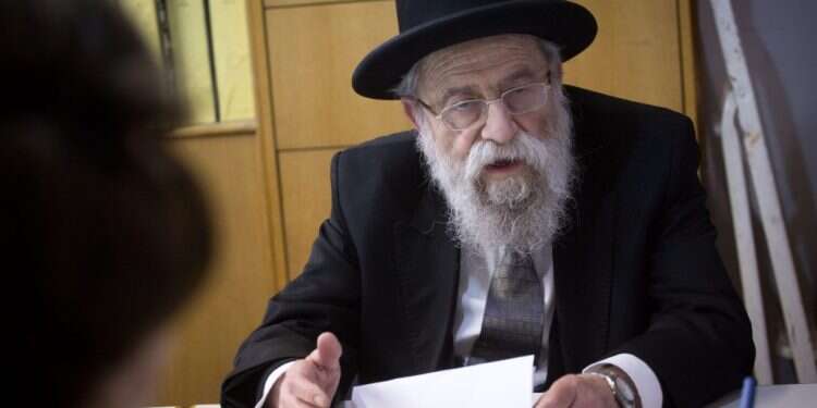 הרב אריה שטרן. צילום: מרים אלסטר, פלאש 90 צילום: מרים אלסטר, פלאש 90