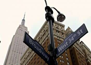 על יהלומים לא מלוטשים בלב מנהטן