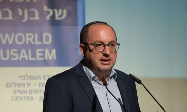 צביקה קליין. צילום: ברונו שביט צילום: ברונו שביט