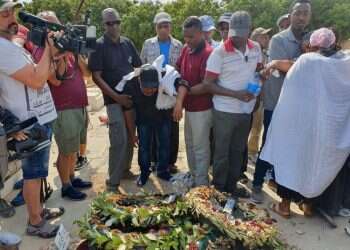 "הקבר טרי ועדיין ממשיכים לפגוע בילד שלי"