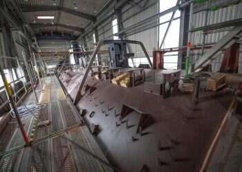 האח"י דרקון בשלבי הבנייה שלה. צילום: דו"צ