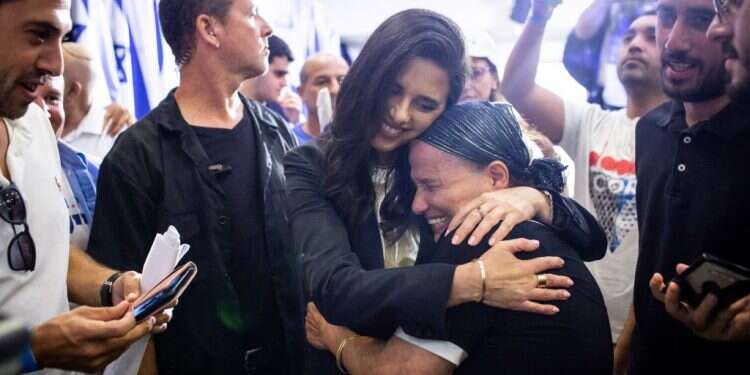 איילת שקד במסיבת העיתונאים שבה הודיעה כי תעמוד בראשות הימין החדש. צילום: אבישג שאר ישוב צילום: אבישג שאר ישוב