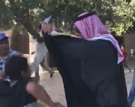 תקיפת הבלוגר הסעודי: הפלסטינים יורים לעצמם ברגל‎