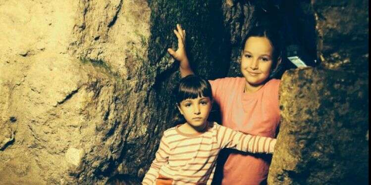 ילדים בסיור עששיות בעיר דוד. צילום: אליהו ינאי צילום: אליהו ינאי