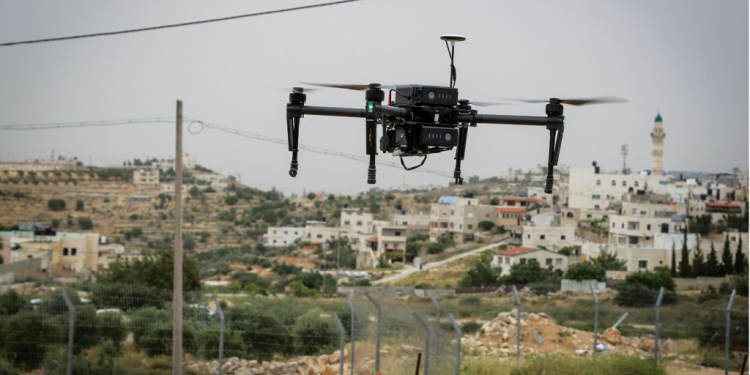 רחפן. אילוסטרציה. צילום: גרשון אלינסון,
פלאש 90 צילום: גרשון אלינסון, פלאש 90