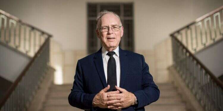 השופט בדימוס משה דרורי. צילום: יונתן זינדל, פלאש 90 צילום: יונתן זינדל, פלאש 90