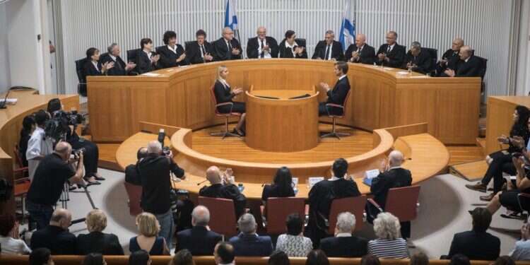 שופטי בית המשפט העליון. צילום: הדס פרוש, פלאש 90 צילום: הדס פרוש, פלאש 90