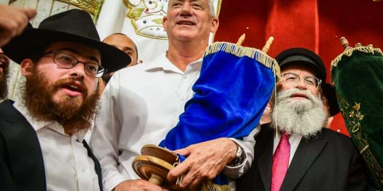 אמלק: המנדט עובר לגנץ