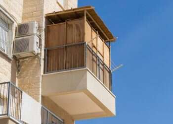 מרפסת סוכה: סימפטום של דור שעסוק בקיום אישי