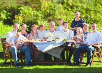 שגעונות סקנדינביה: מי מנסה שנפסיק להביא ילדים לעולם