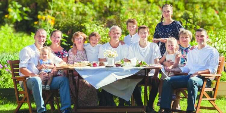 צילום: שאטרסטוק שגעונות סקנדינביה: מי מנסה שנפסיק להביא ילדים לעולם