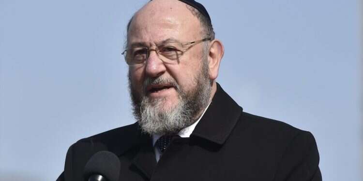 הצהרת רבה הראשי של בריטניה: שעת חירום ליהודים