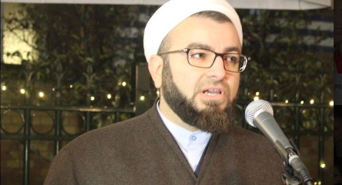 אימאם סלאהודין בראקאת. קרדיט: הקהילה היהודית במאלמו
אימאם וראשת העיר לצד הקהילה היהודית שבדיה בציון 81 שנה לליל הבדולח