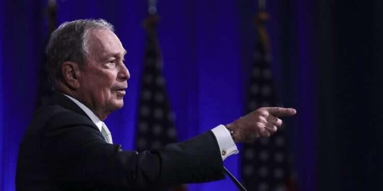 לא יצטרך לבזבז זמן בגיוס תרומות. בלומברג. צילום: AFP צילום: AFP