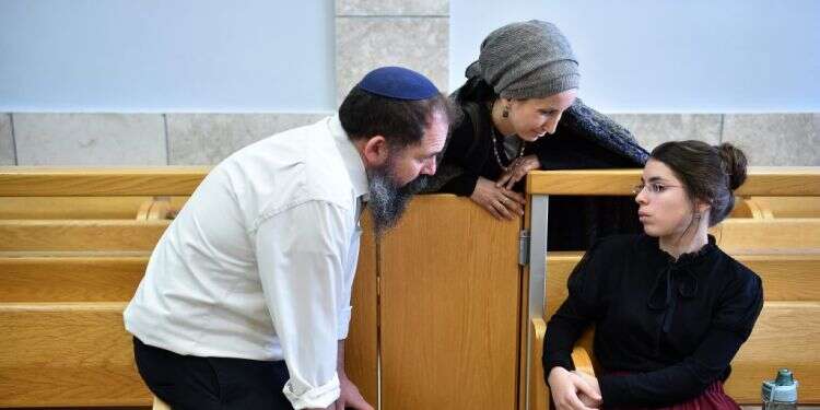 שובה מלכה בבית המשפט. צילום: גיל אליהו, ג'יני צילום: גיל אליהו, ג'יני