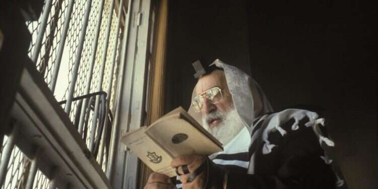 גאונות חסרת עכבות