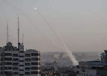 מטחים כבדים לדרום ולשפלה; צה"ל תוקף ברצועה