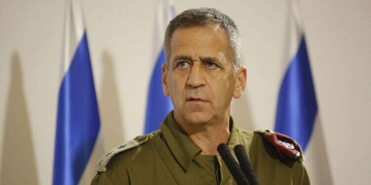 הרמטכ מטחים כבדים לדרום ולשפלה; צה"ל תוקף ברצועה