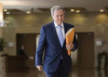 שרים לשעבר מציעים: כך ניתן לתקן את מערכת המשפט