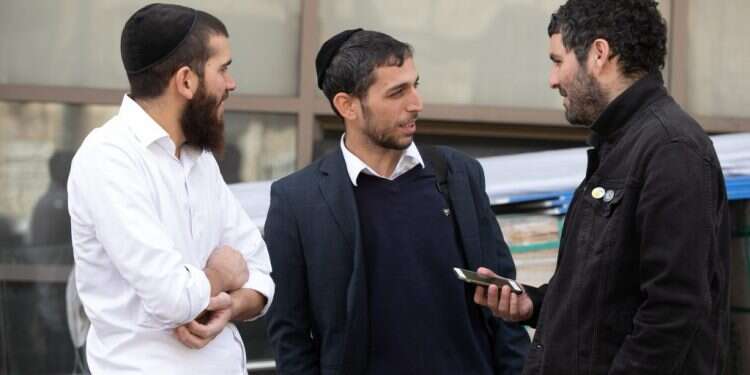 מאה שערים. צילום: יוסי אלוני "סאטמר רוצים את מה שטוב לעם – המדינה לא קובעת"