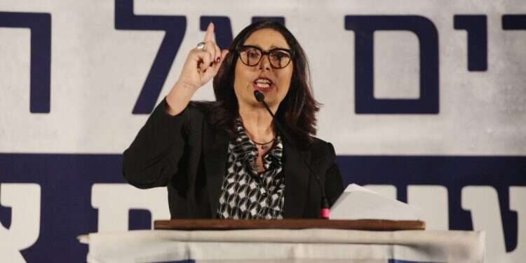 מירי רגב. צילום: אבישג שאר-ישוב "אני יכול להבין ולהזדהות מאוד עם יאיר נתניהו"