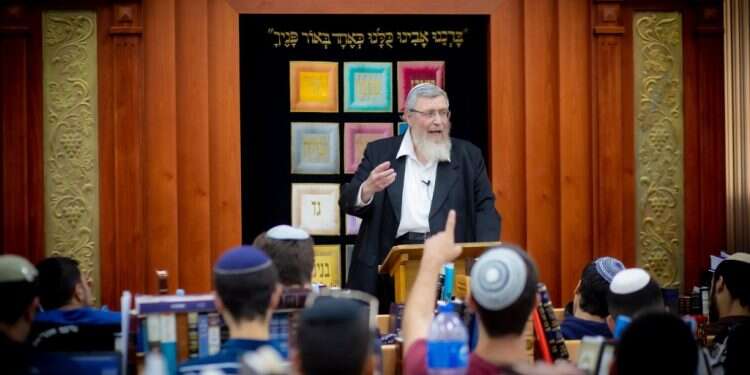 הרב מיכאל ימר. צילום: אריק סולטן צילום: אריק סולטן