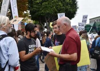 משתיק קול: למה אני מסרב לחתום על עצומות