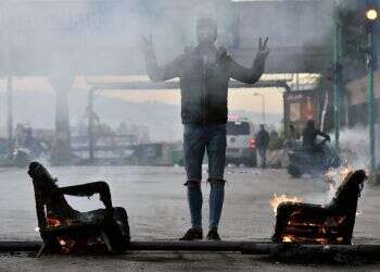 בתמיכת חיזבאללה: שר החינוך חסן דיאב יעמוד מעתה בראש ממשלת לבנון