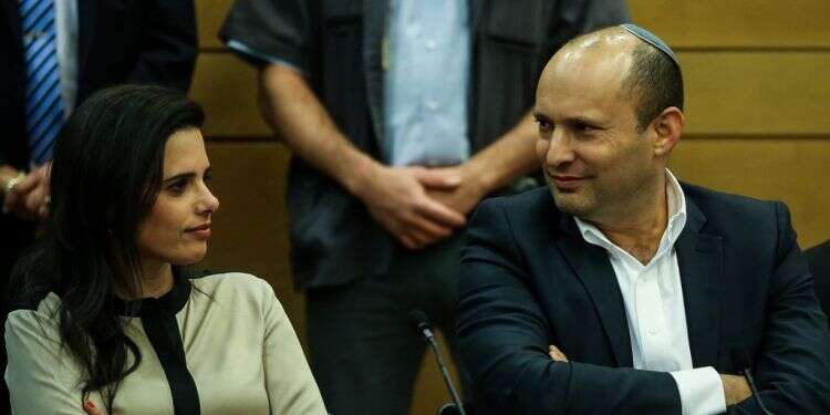 נפתלי בנט ואיילת שקד. צילום: אורן בן חקון זיכרון קצר: מה עוד נשאר לציונות הדתית לשלוף מהשרוול?