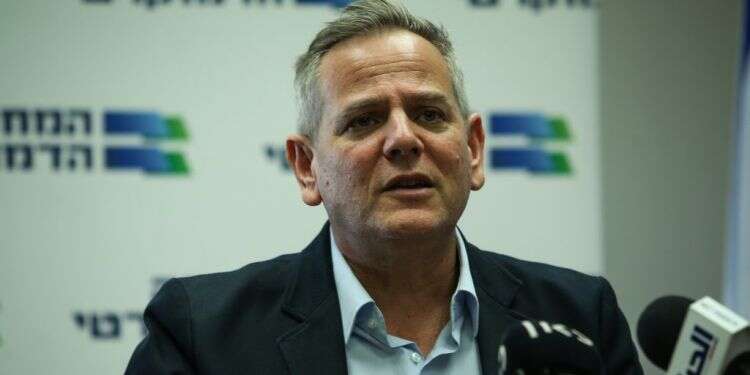 במרצ מחפשים בכירים ערבים שישתלבו ברשימה