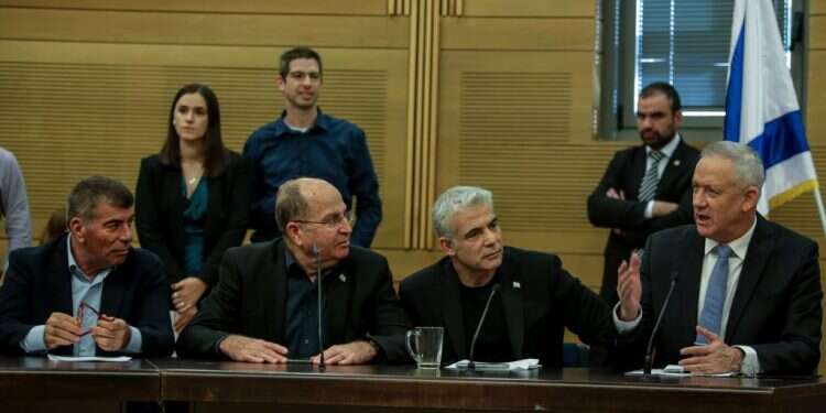 לפרוש או לא לפרוש