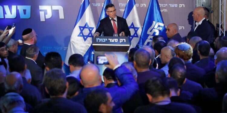 גדעון סער בהשקת הקמפיין לראשות הליכוד. צילום: AFP נתניהו ממוקד עכשיו בדבר אחד, להביס את גדעון סער