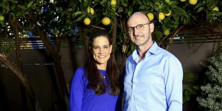 מאיר וצילית יעקבסון. צילום: יוסי זליגר גירסא דינקותא: המיזם שמנגיש את התלמוד לילדים