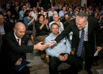 בן־ארי ויתרה אבל הפיצוץ בין אוחנה למנדלבליט עדיין כאן