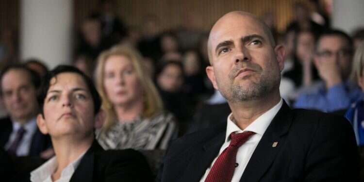 במאבקים על הפרקליטות, הכול אישי והכול פוליטי