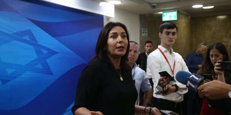 מירי רגב. צילום: אוהד צויגנברג הפכה את היוצרים: קרן גשר נתנה גט לתושבי יו"ש