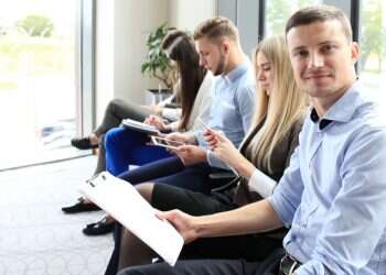 צעירים חסרי מנוח