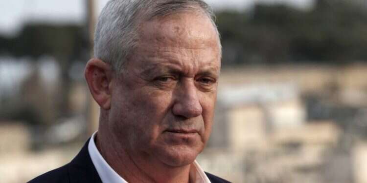 בני גנץ. צילום: EPA תרגיל הבקעה: כך איבד גנץ מצביעים מימין ומשמאל