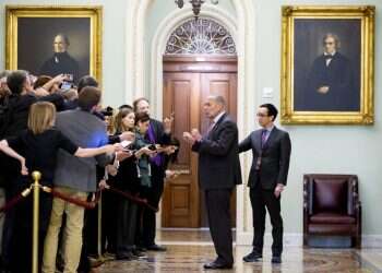 הבית הלבן לא מודאג ממשפט ההדחה