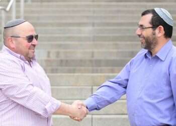 שיחות שלום: שני הניצים ממרכז הבית היהודי התחבקו